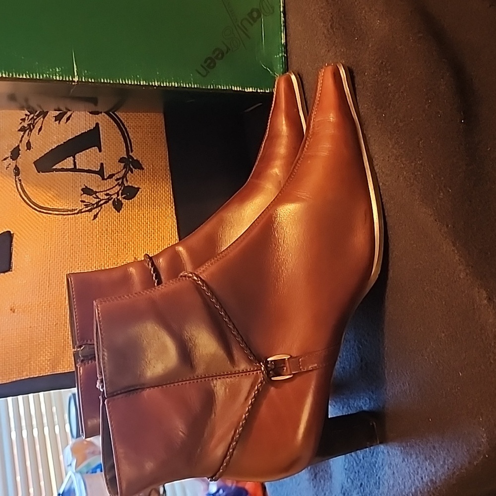 PAUL GREEN Leather Pointed Toe Ankle Boots